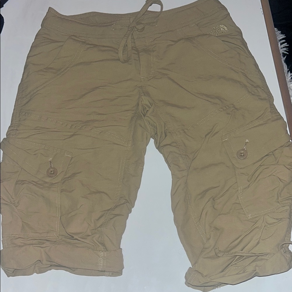 Women’s Tan Cargo Shorts